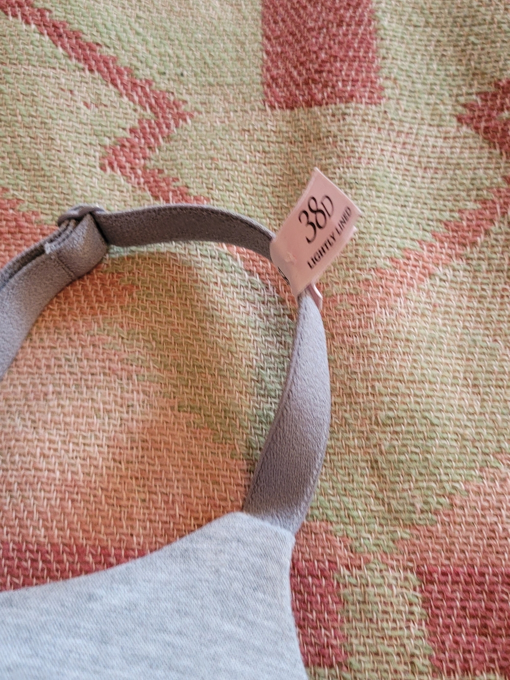 NWT, Victoria's Secret Gray Wireless 38D Comfort Bra - Picture 2 of 4